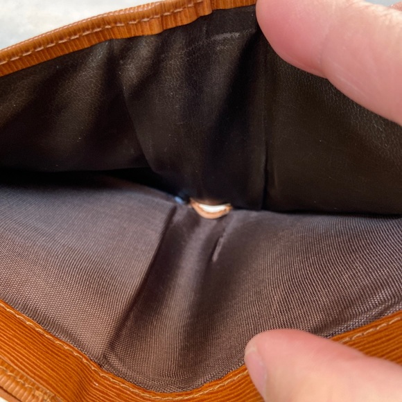 authentic vintage chloe epi leather bifold wallet - Picture 6 of 16